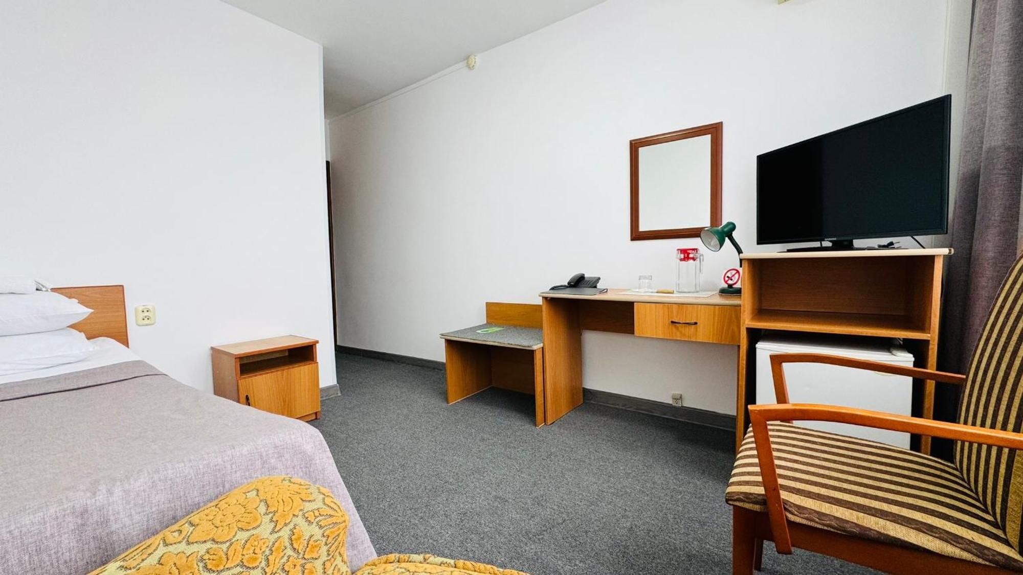 Aktobe Hotel Luaran gambar