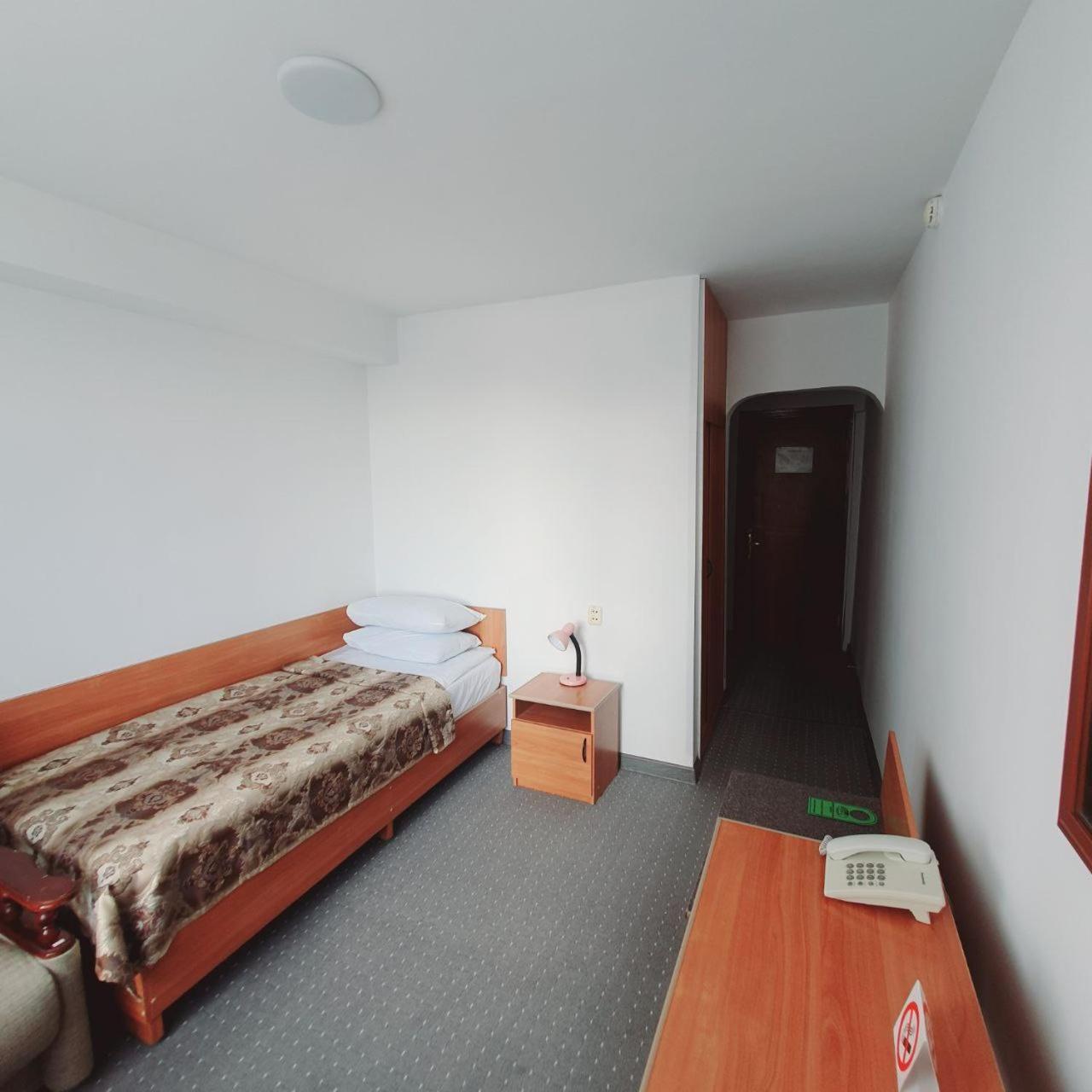 Aktobe Hotel Luaran gambar
