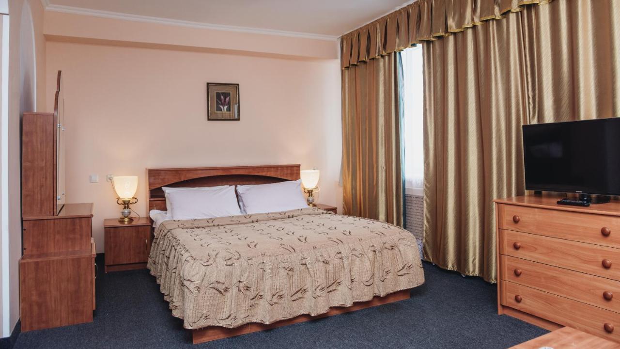 Aktobe Hotel Luaran gambar